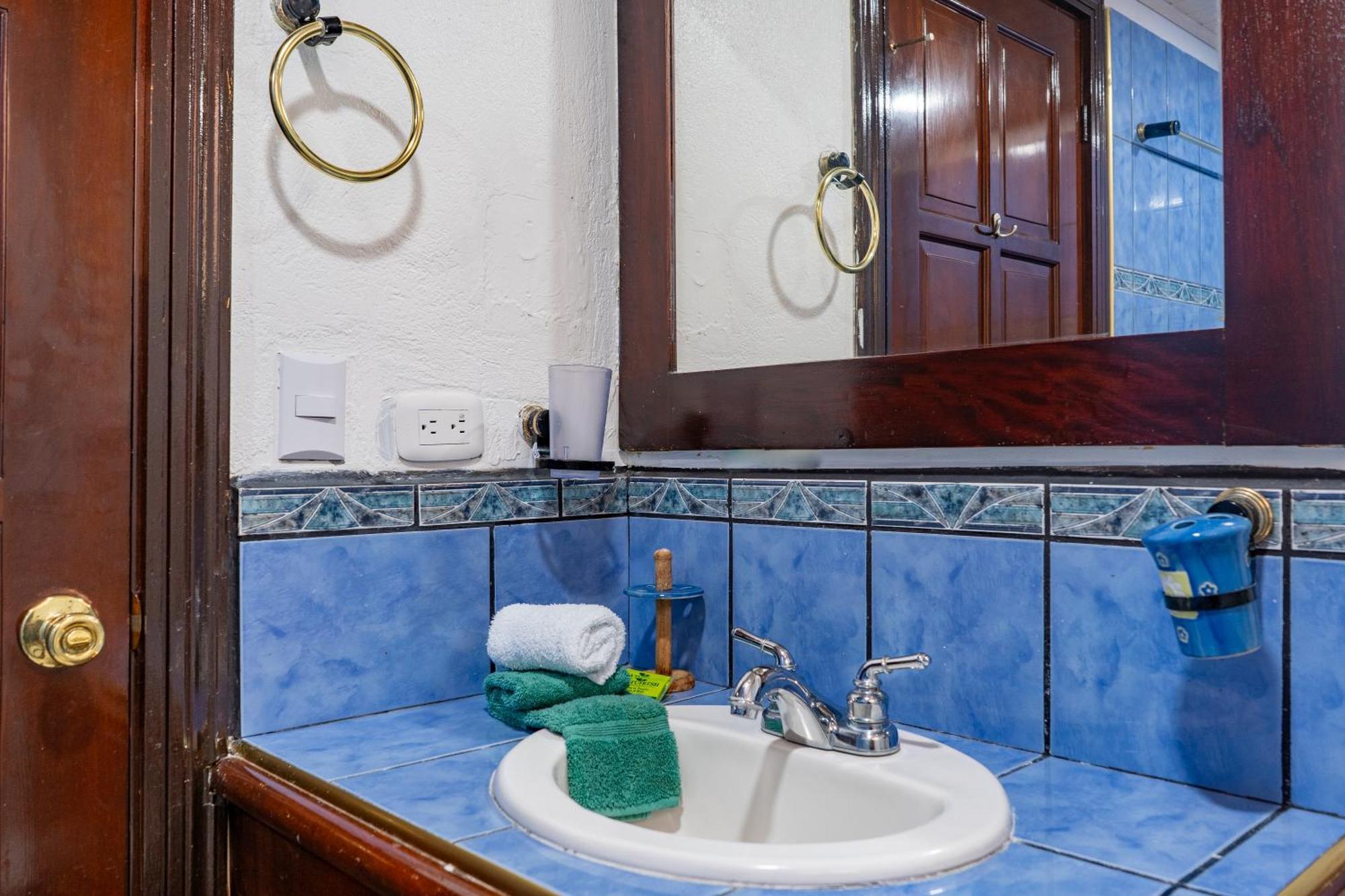Paradise Breeze 2Bdr Near Quepos Manuel Antonio Apartment Ngoại thất bức ảnh
